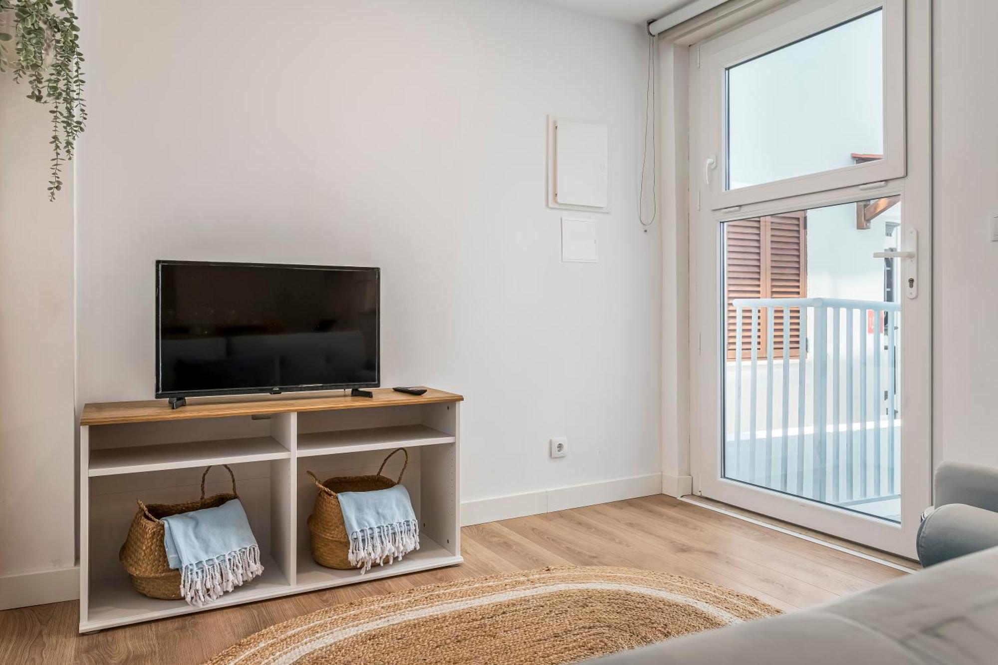 Chalet Marias - Parede Beach Apartments Экстерьер фото
