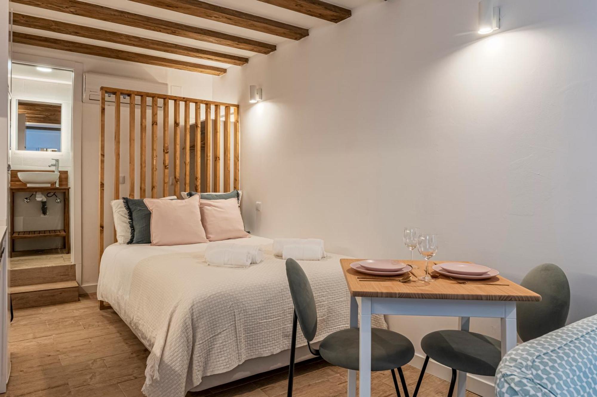 Chalet Marias - Parede Beach Apartments Экстерьер фото